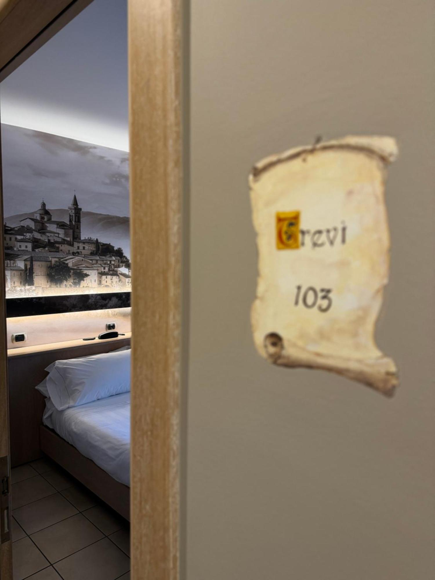 Hotel Cladan أسيسي المظهر الخارجي الصورة