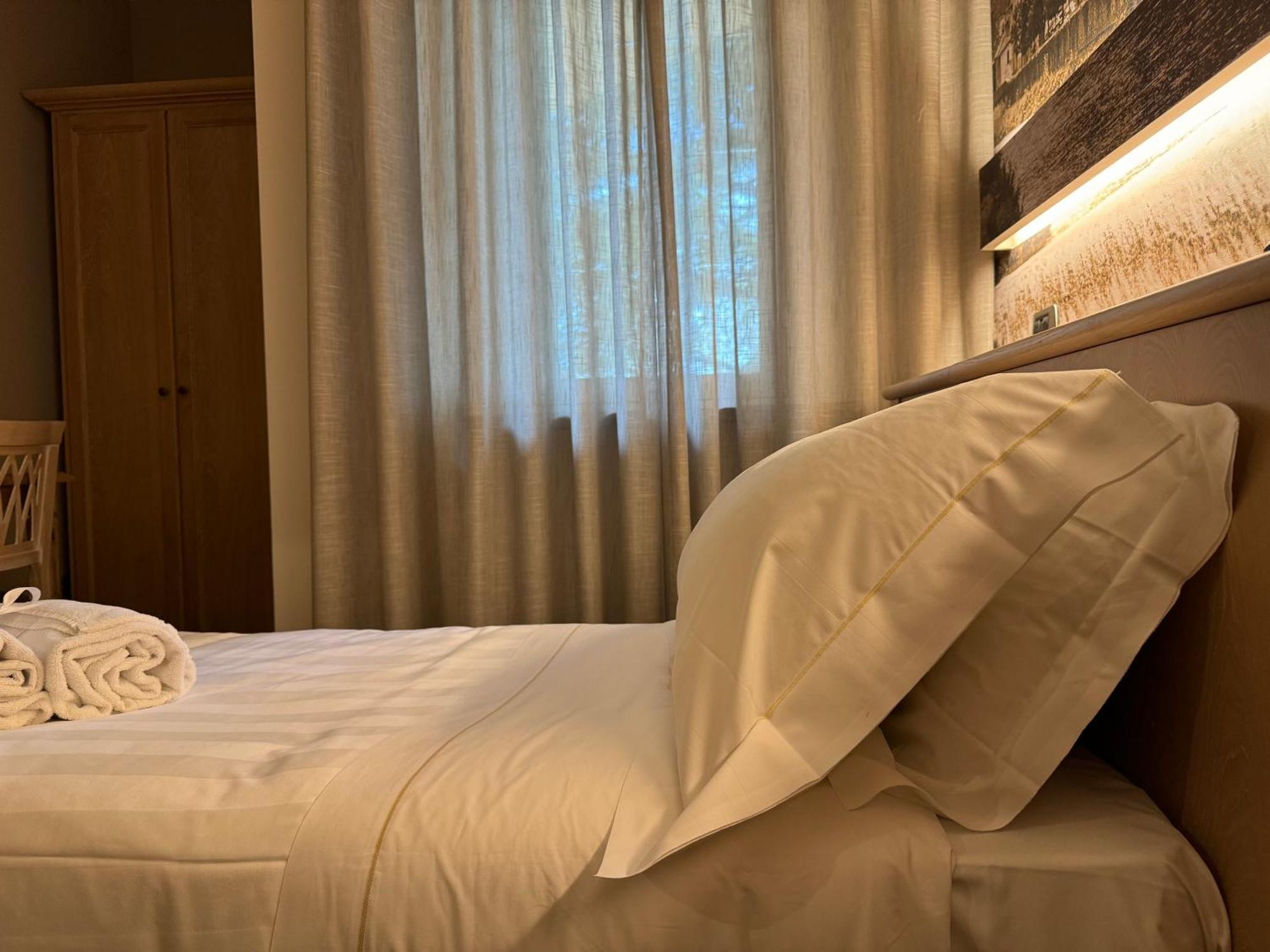 Hotel Cladan أسيسي المظهر الخارجي الصورة