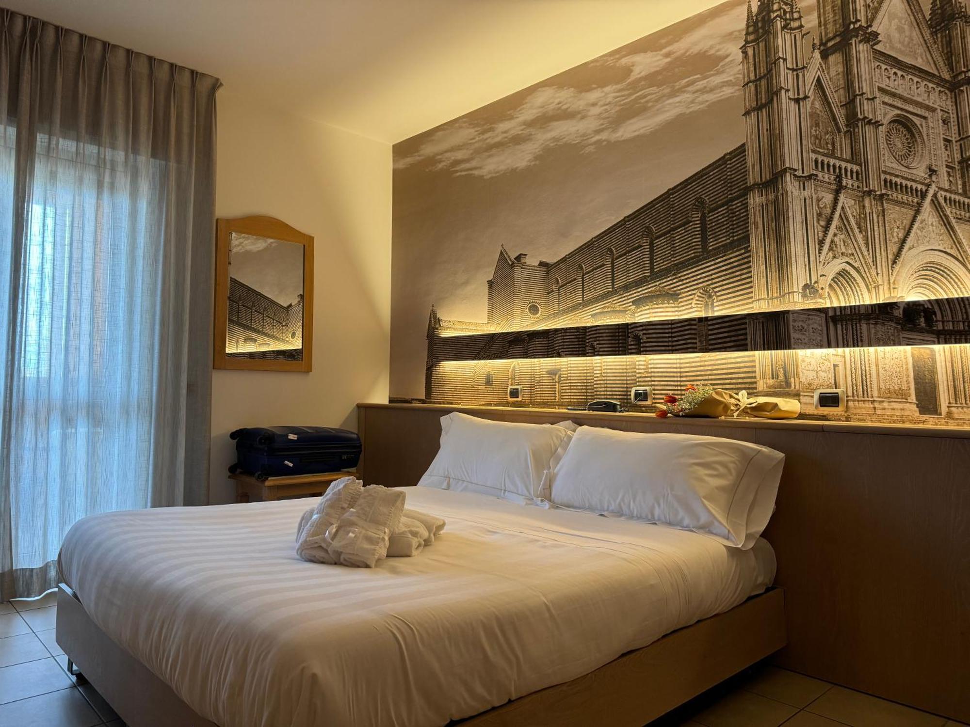 Hotel Cladan أسيسي المظهر الخارجي الصورة