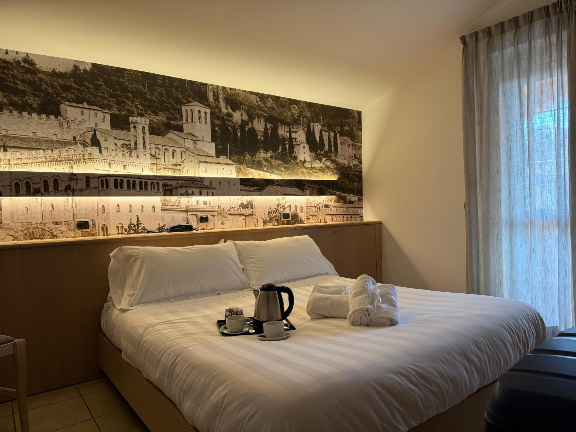 Hotel Cladan أسيسي المظهر الخارجي الصورة
