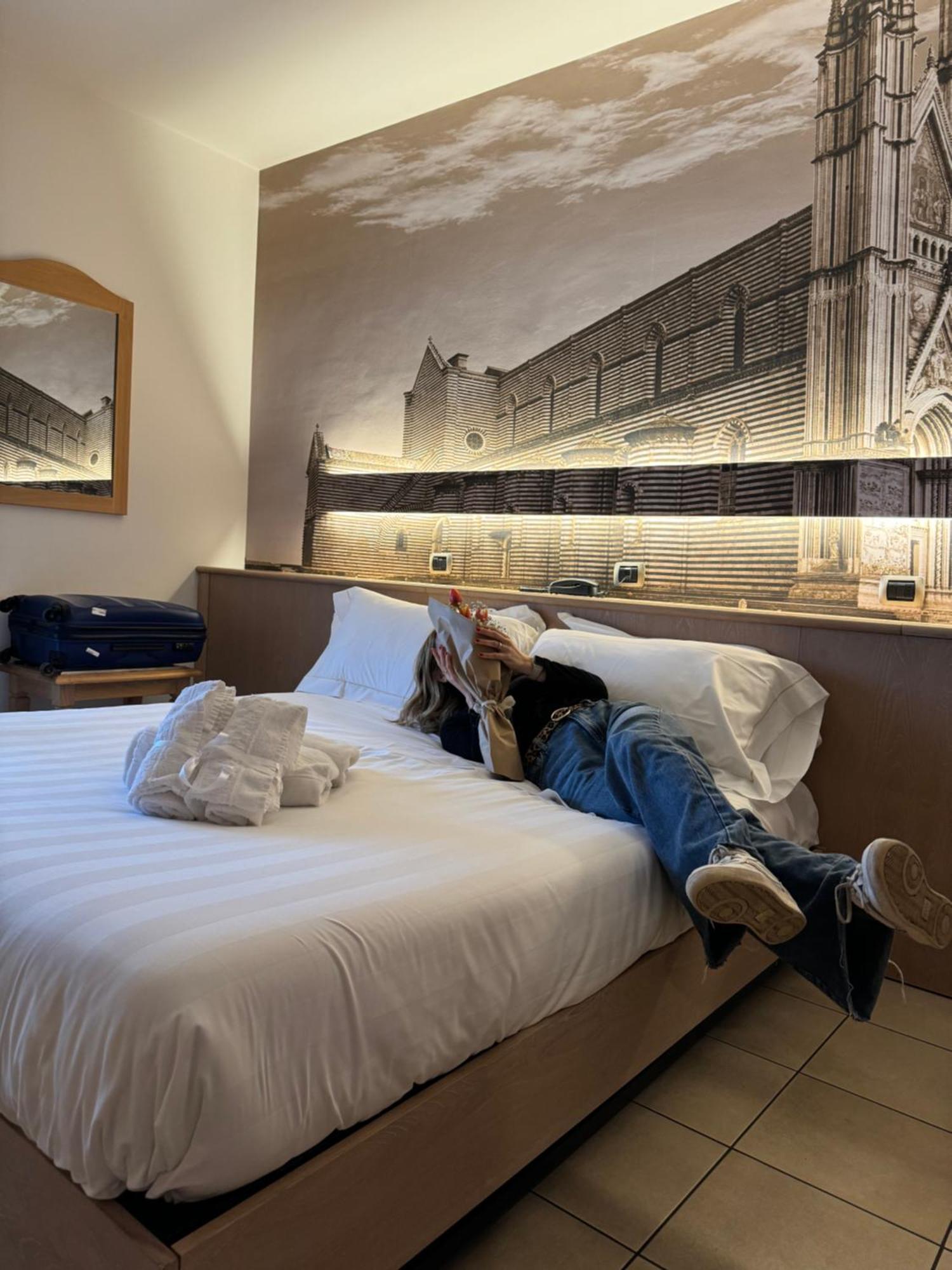 Hotel Cladan أسيسي المظهر الخارجي الصورة